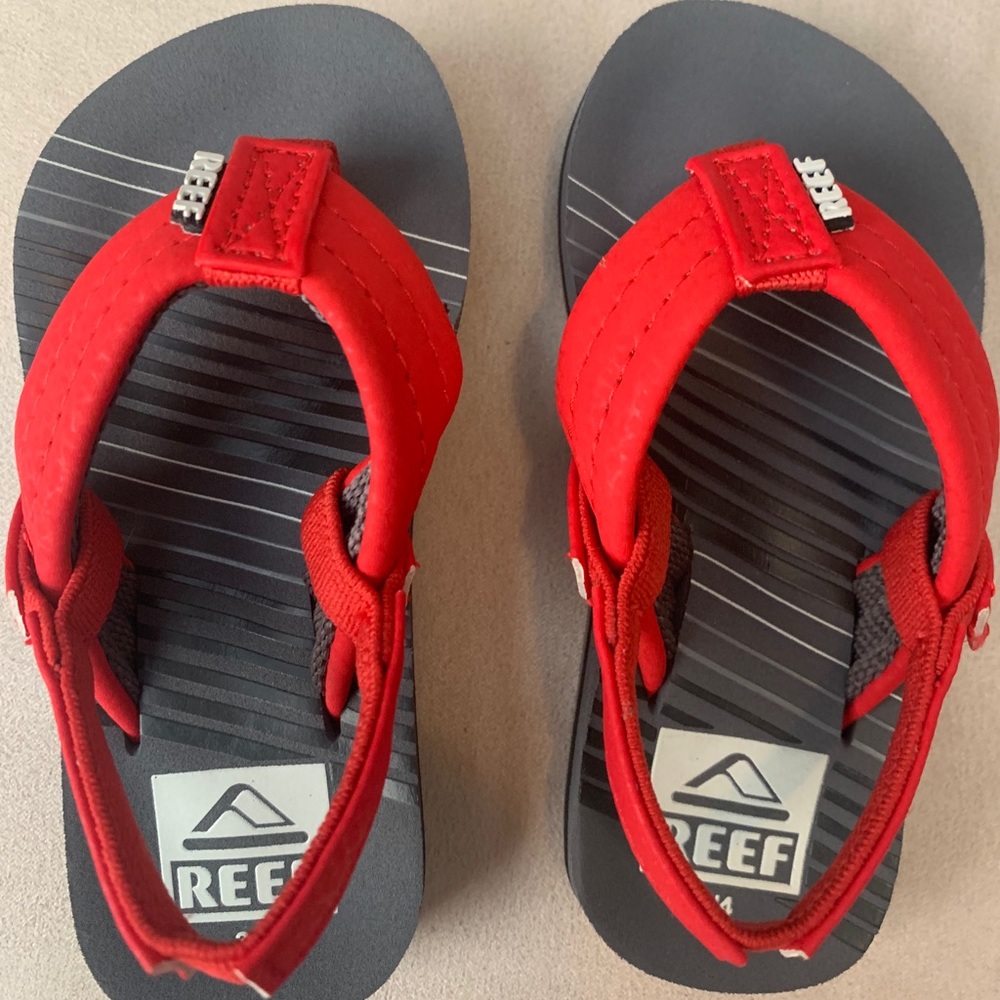 Reef Flip Flops - Picture 2 of 2